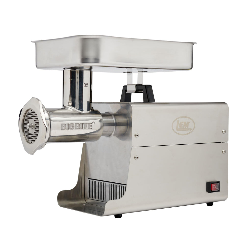 #32 Meat Grinder & 15 LB Sausage Stuffer L640