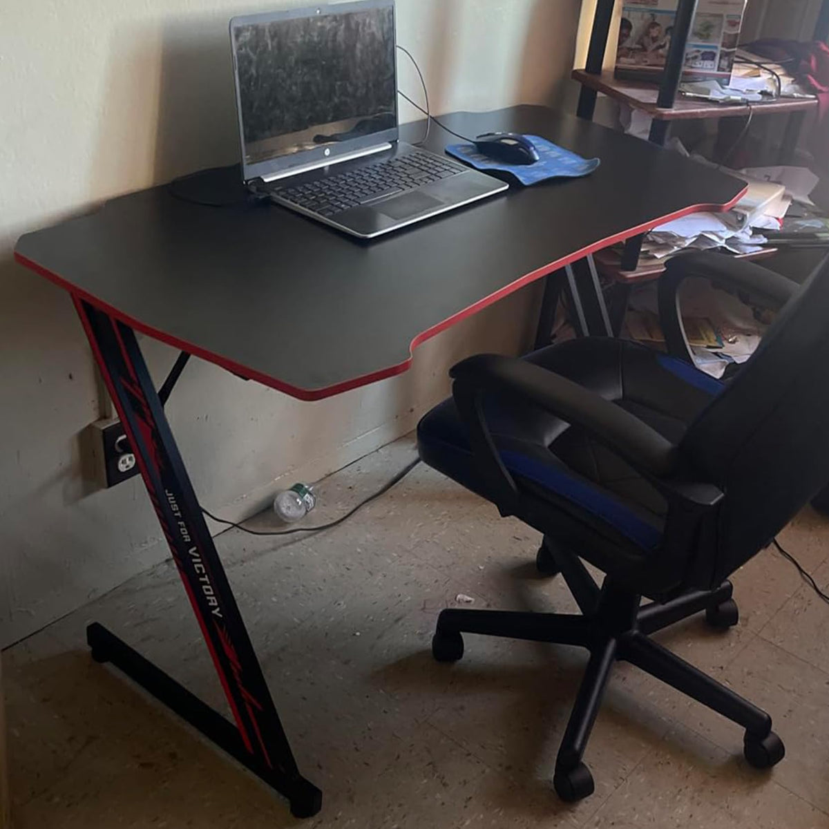 47 Inch Gaming Desk with Headphone Hook E149148