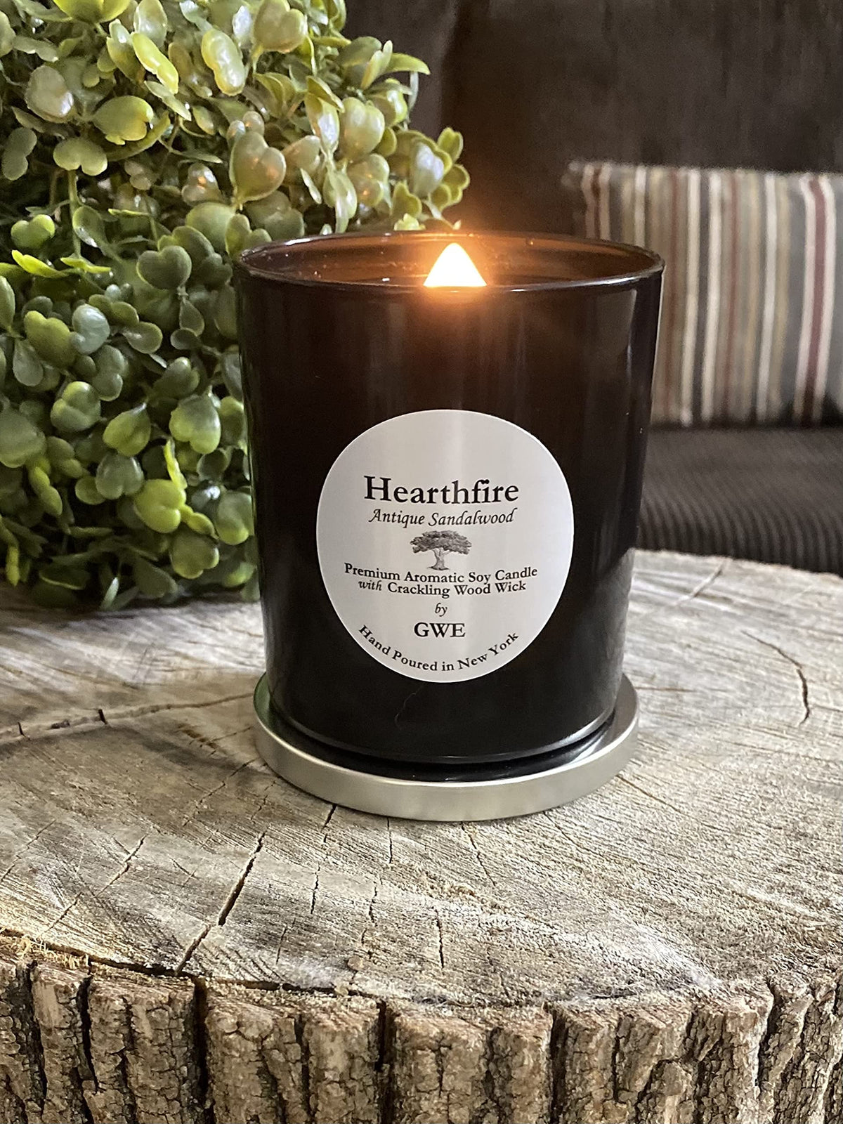 Sandalwood Scented Soy Candle with Wood Wick F240